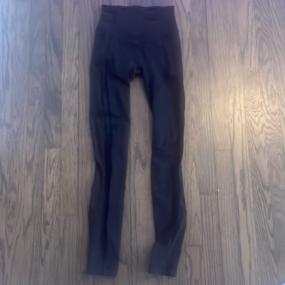 Black, size 2 lululemon leggings
